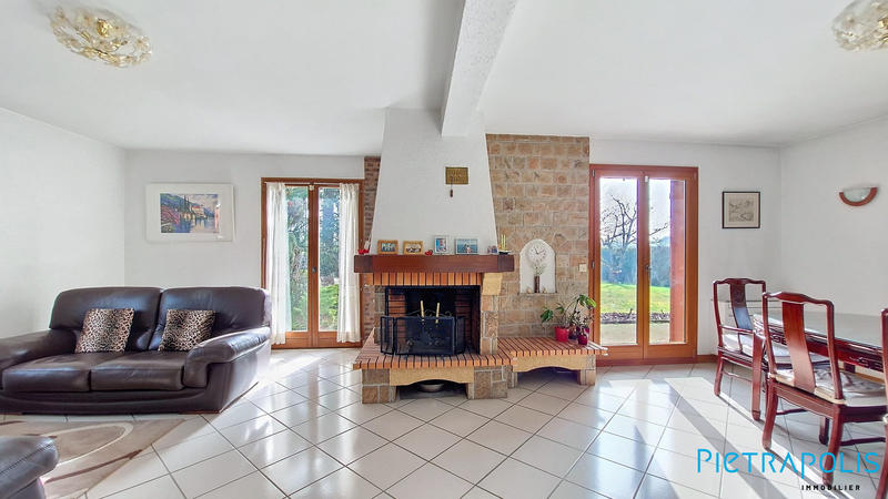 Maison - 162 m² - 7 pièces