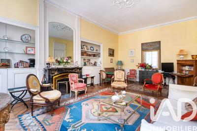 Appartement - 192 m² - 6 pièces