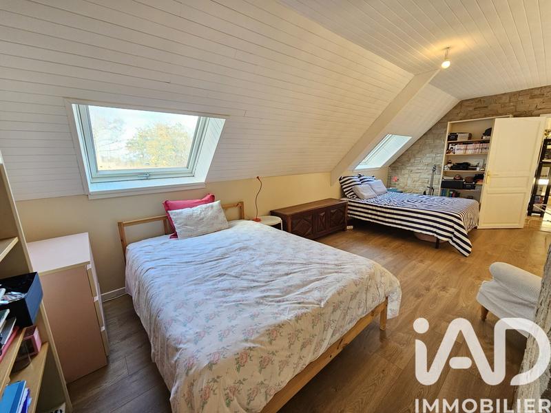 Maison - 202 m² - 8 pièces