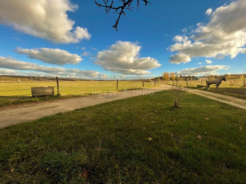 Propriété - 200 m² - 7 pièces