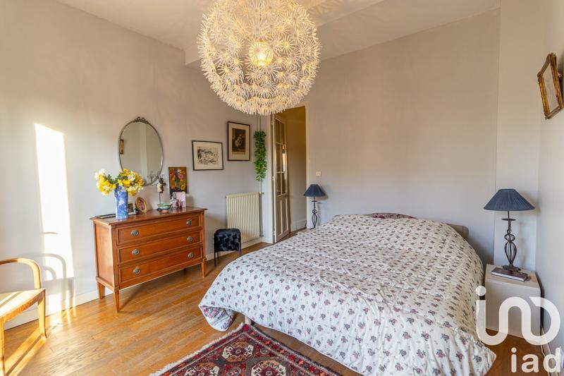 Maison - 160 m² - 10 pièces