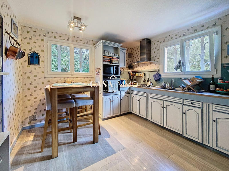 Maison traditionnelle - 136 m² - 5 pièces