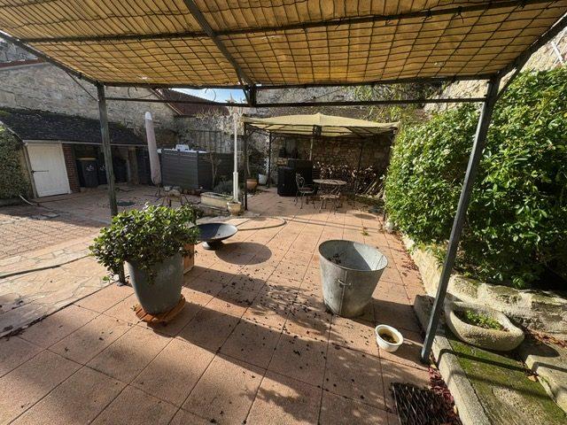 Maison - 178 m² - 7 pièces