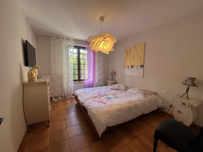 Maison ancienne - 300 m² - 7 pièces