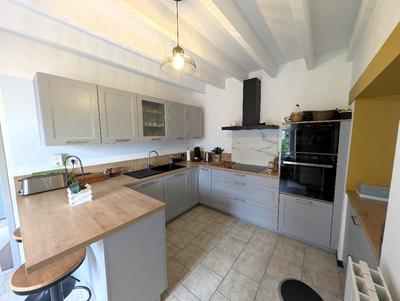 Maison ancienne - 177 m² - 7 pièces