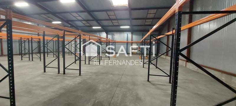 Local commercial - 400 m² - 1 pièce