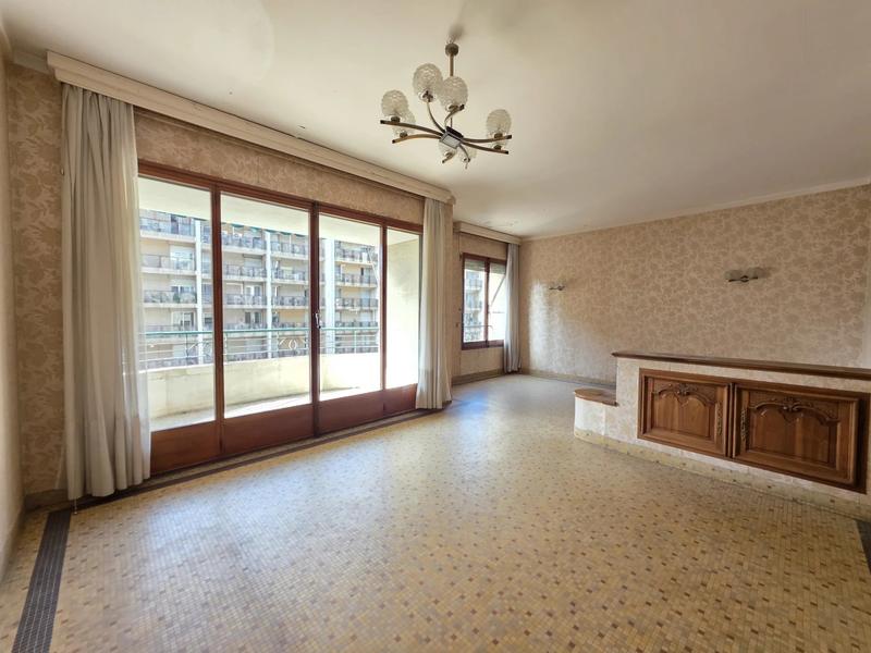 Appartement - 97 m² - 4 pièces