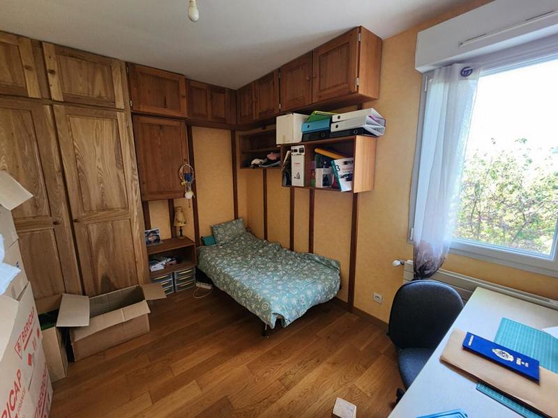 Maison - 190 m² - 9 pièces