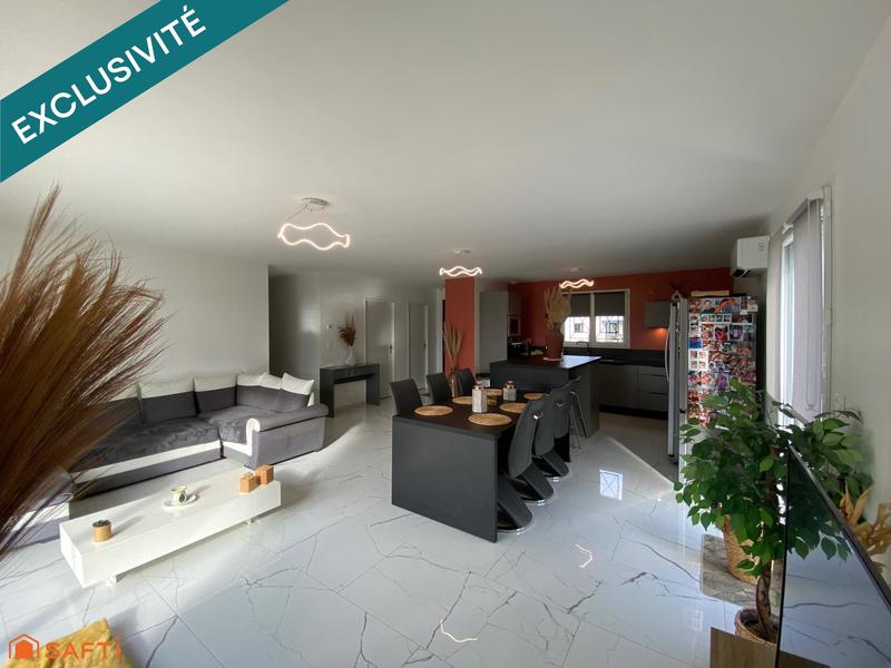 Maison - 90 m² - 4 pièces