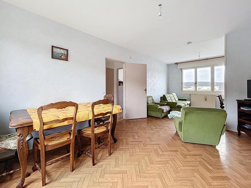 Maison - 85 m² - 5 pièces