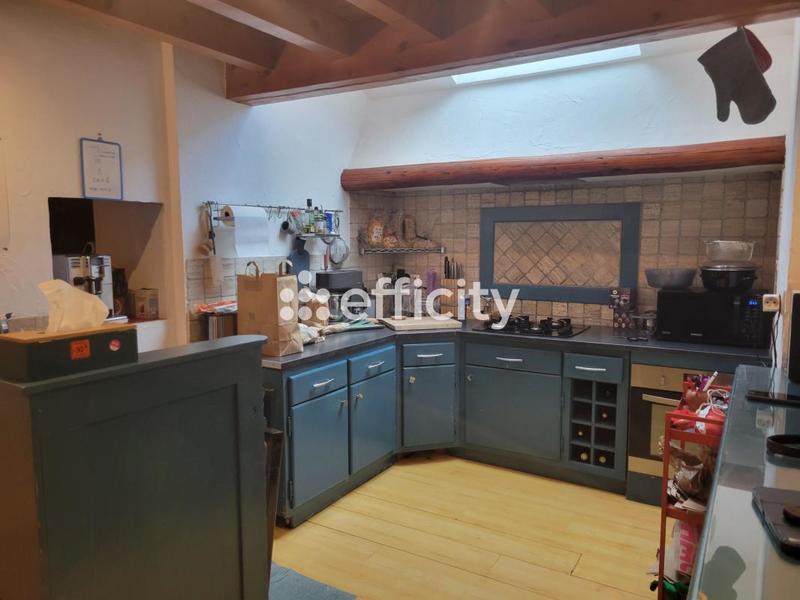 Appartement - 120 m² - 6 pièces