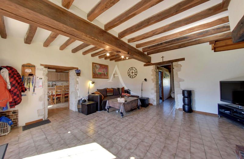 Maison - 188 m² - 8 pièces