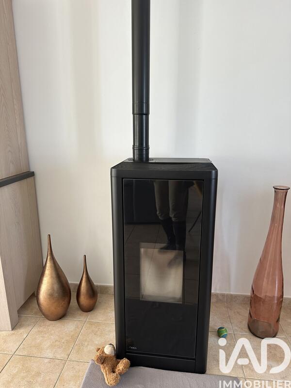 Maison - 176 m² - 8 pièces