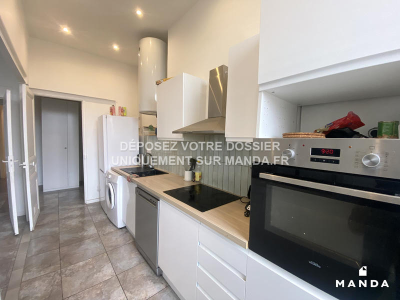 Chambre - 9 m² - 5 pièces