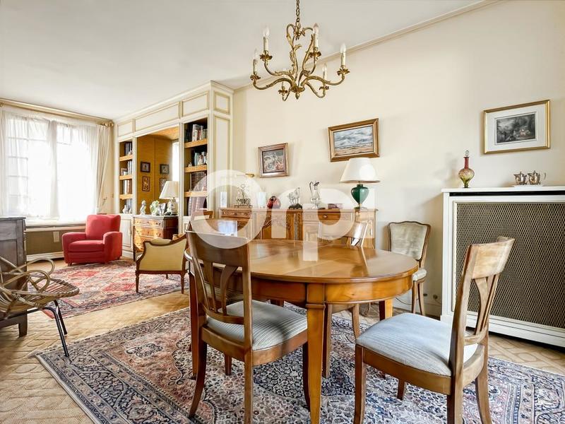 Maison - 187 m² - 7 pièces