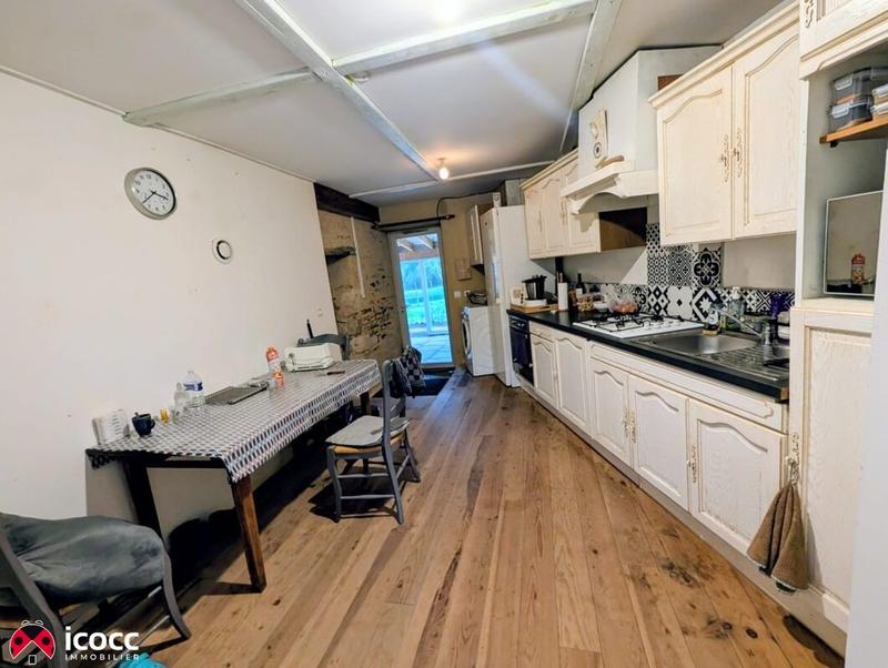 Maison chambre d'hôtes - 221 m² - 8 pièces