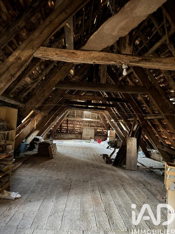 Maison - 210 m² - 10 pièces