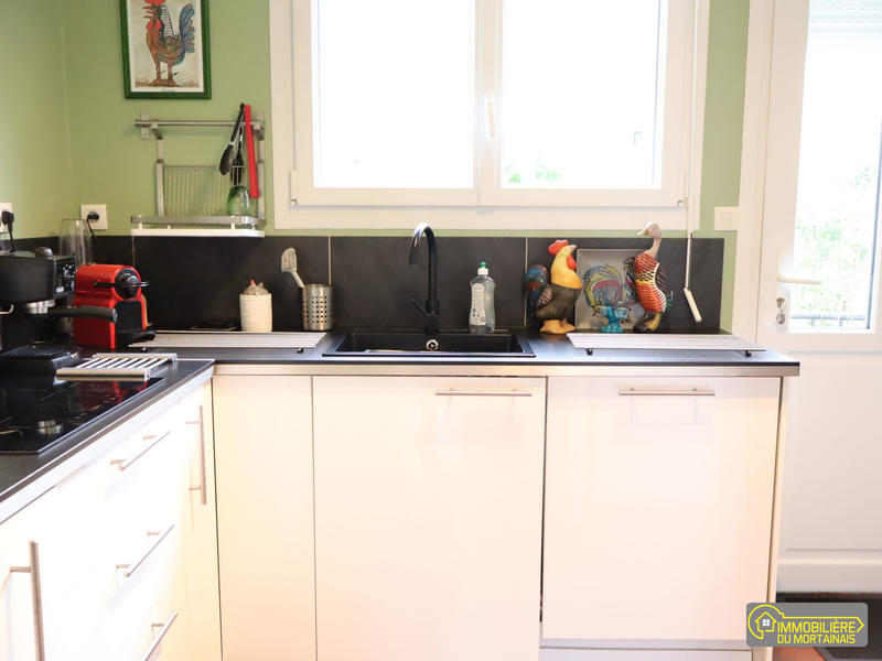 Maison - 99 m² - 4 pièces