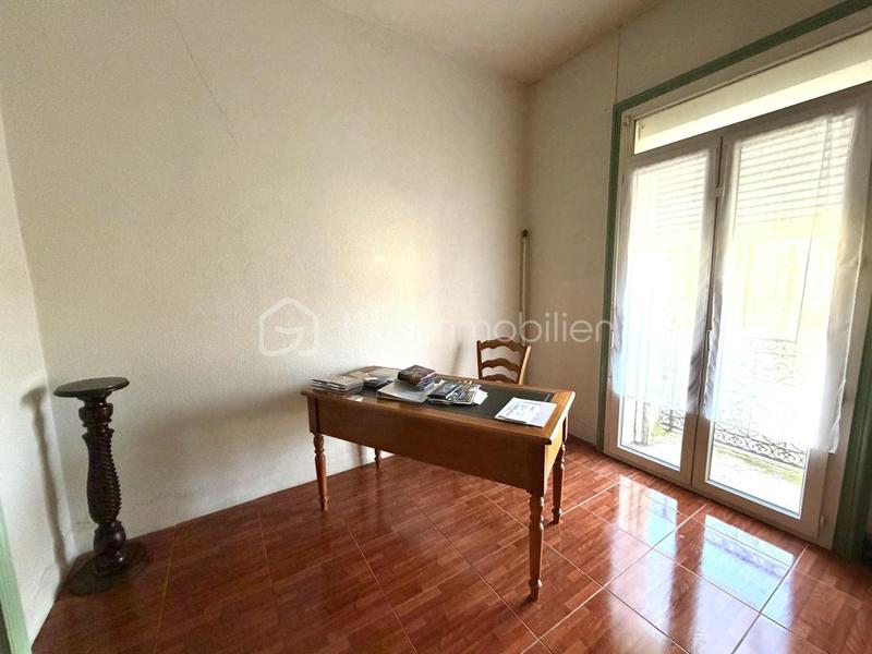 Immeuble - 287 m² - 7 pièces