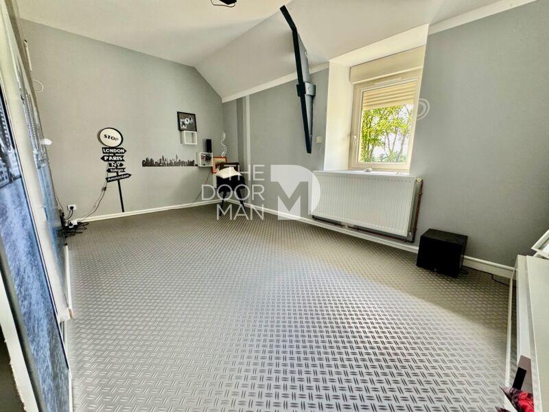 Maison - 194 m² - 7 pièces