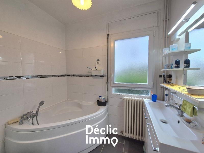 Maison - 150 m² - 8 pièces