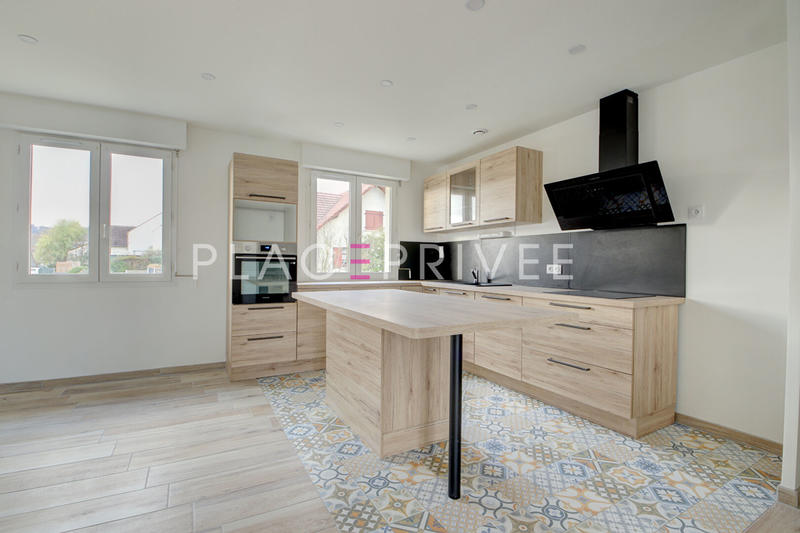 Maison - 106 m² - 4 pièces