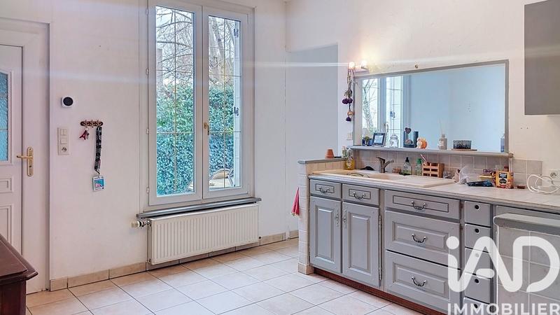 Maison - 99 m² - 6 pièces