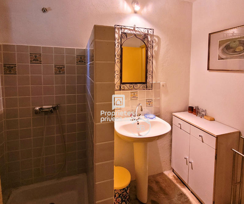 Mas - 215 m² - 8 pièces