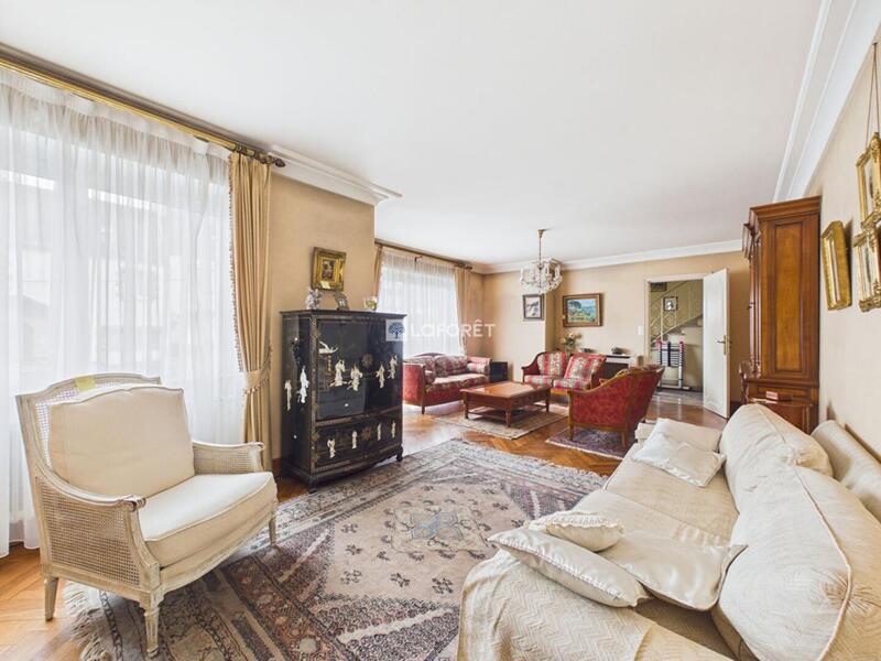 Maison - 192 m² - 7 pièces