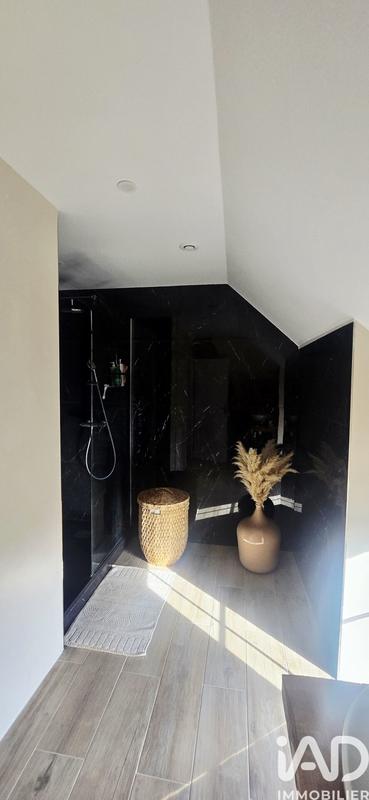 Maison de ville - 180 m² - 6 pièces