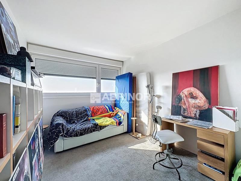 Appartement - 131 m² - 6 pièces