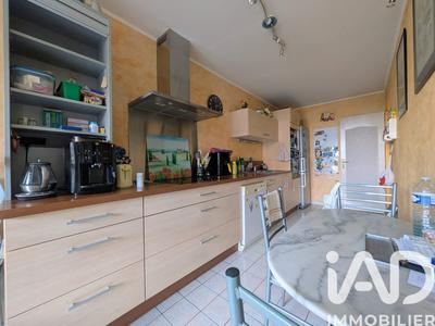 Appartement - 102 m² - 5 pièces