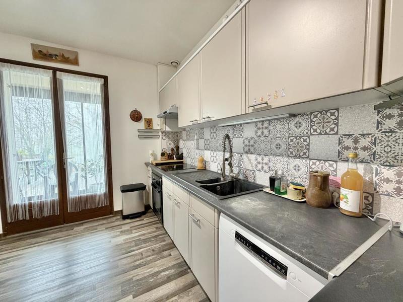 Maison - 188 m² - 8 pièces