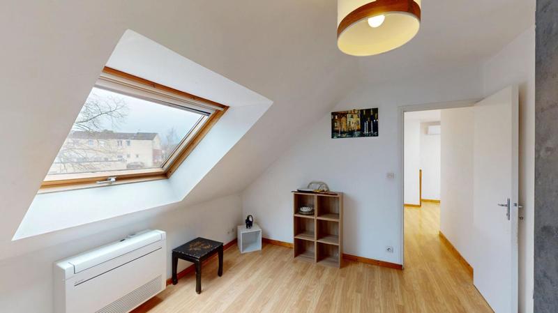 Maison - 112 m² - 6 pièces