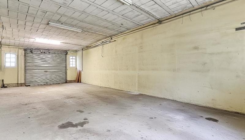 Local d'activité / Entrepôt - 291 m²