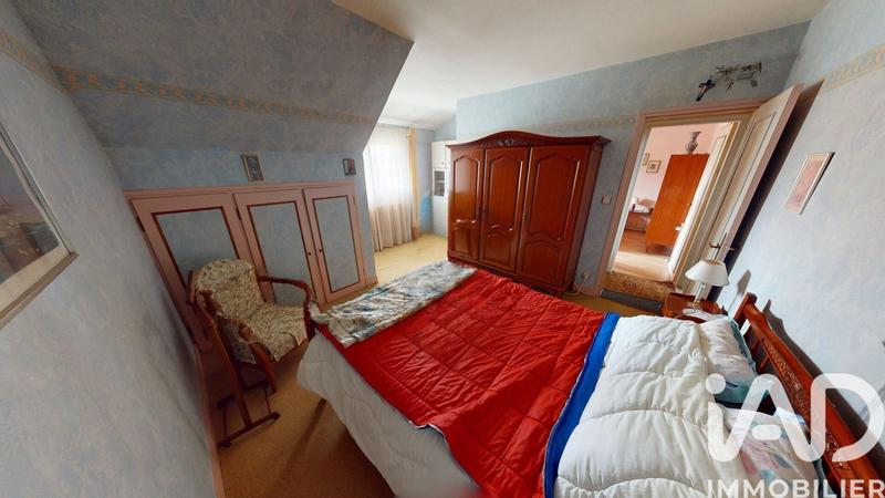 Maison - 90 m² - 5 pièces