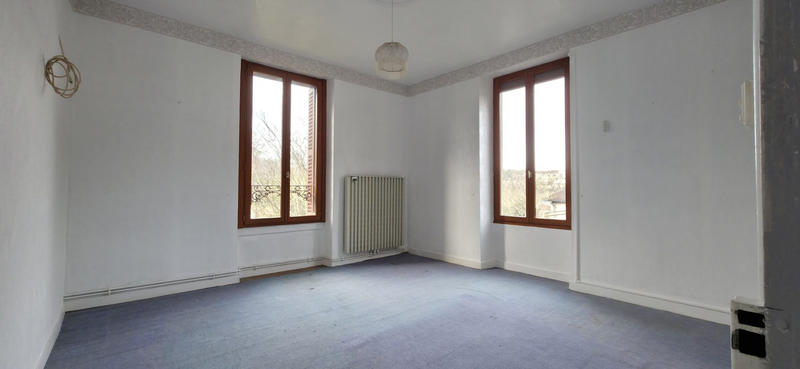 Maison - 96 m² - 4 pièces