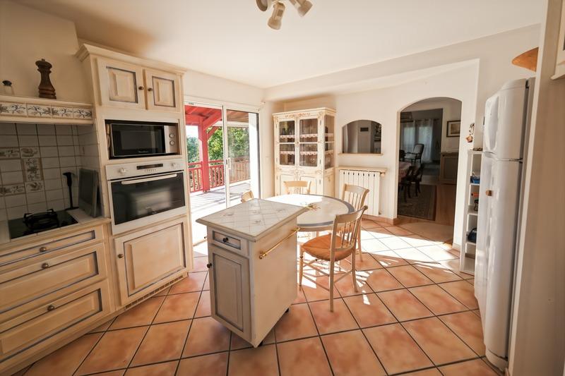 Maison - 190 m² - 5 pièces