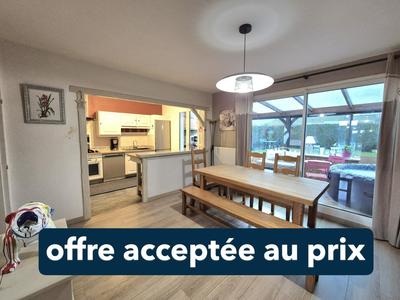 Maison - 94 m² - 6 pièces