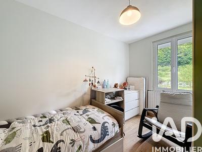 Maison - 84 m² - 5 pièces