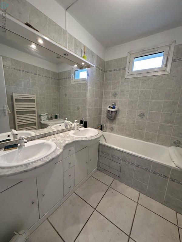 Appartement - 62 m² - 4 pièces