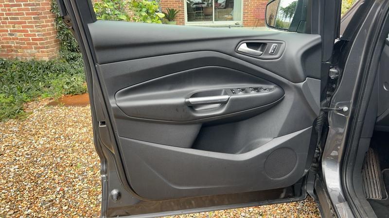 Ford Kuga 1.5 EcoBoost 120 Titanium