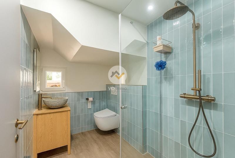 Maison - 187 m² - 5 pièces