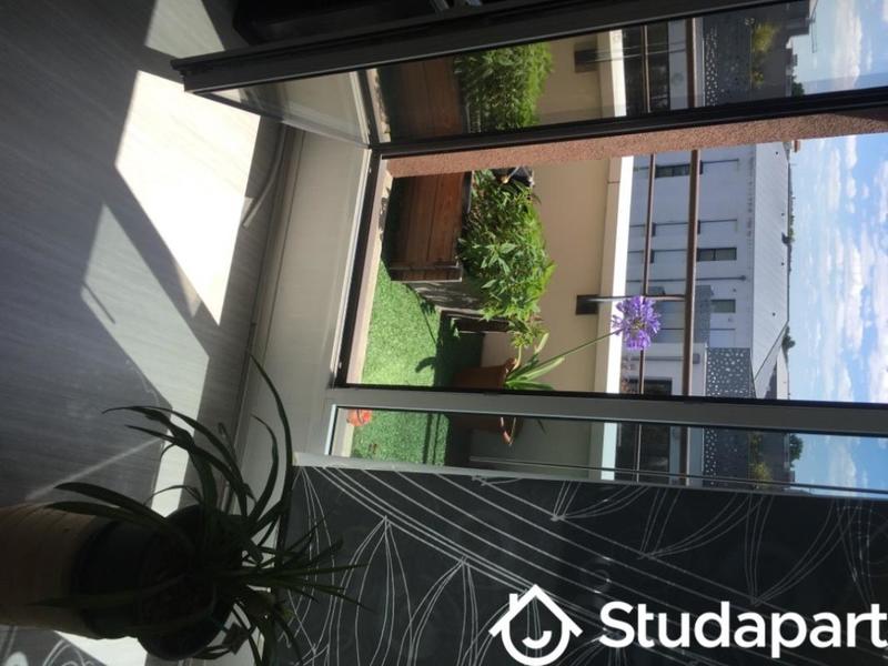 Chambre - 12 m² - 1 pièce