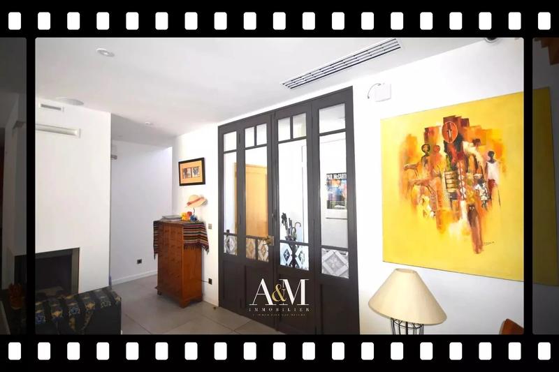 Villa - 240 m² - 10 pièces