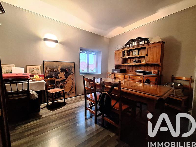 Maison - 210 m² - 5 pièces