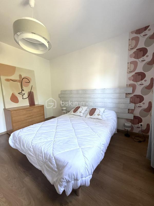 Maison - 140 m² - 8 pièces