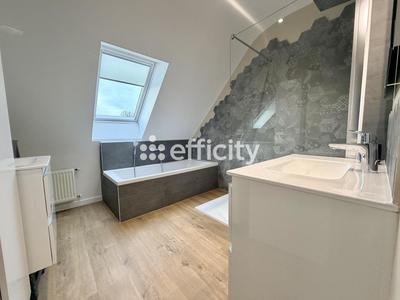 Maison - 128 m² - 5 pièces