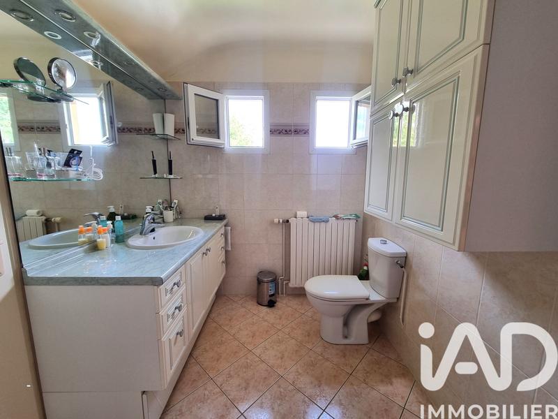 Maison - 120 m² - 7 pièces