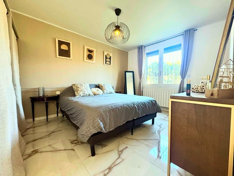 Maison - 145 m² - 7 pièces